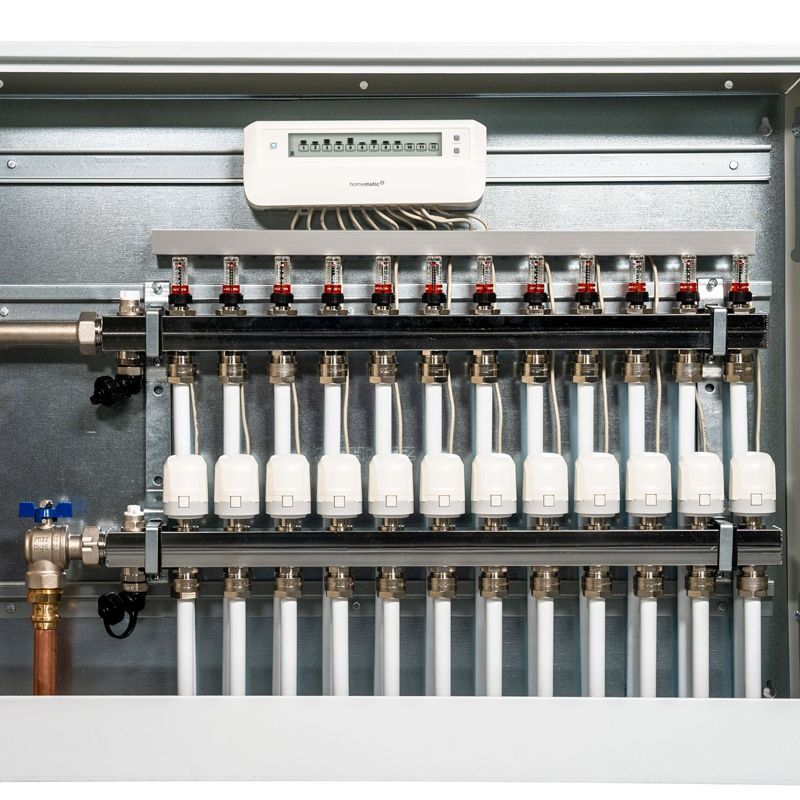 Drátový akční člen podlahového vytápění s LCD - 12 kanálů, 24V/230V - HmIPW-FALMOT-C12